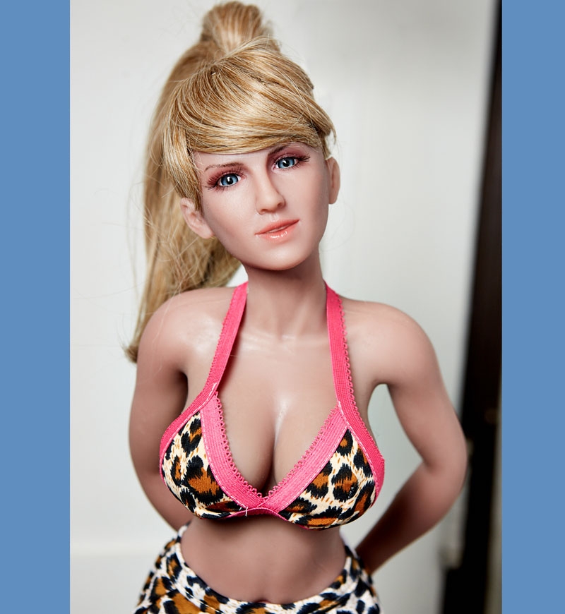 New 65cm doll Main features. 